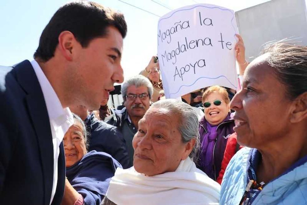 se registra hector magana como precandidato del pri en tequisquiapan