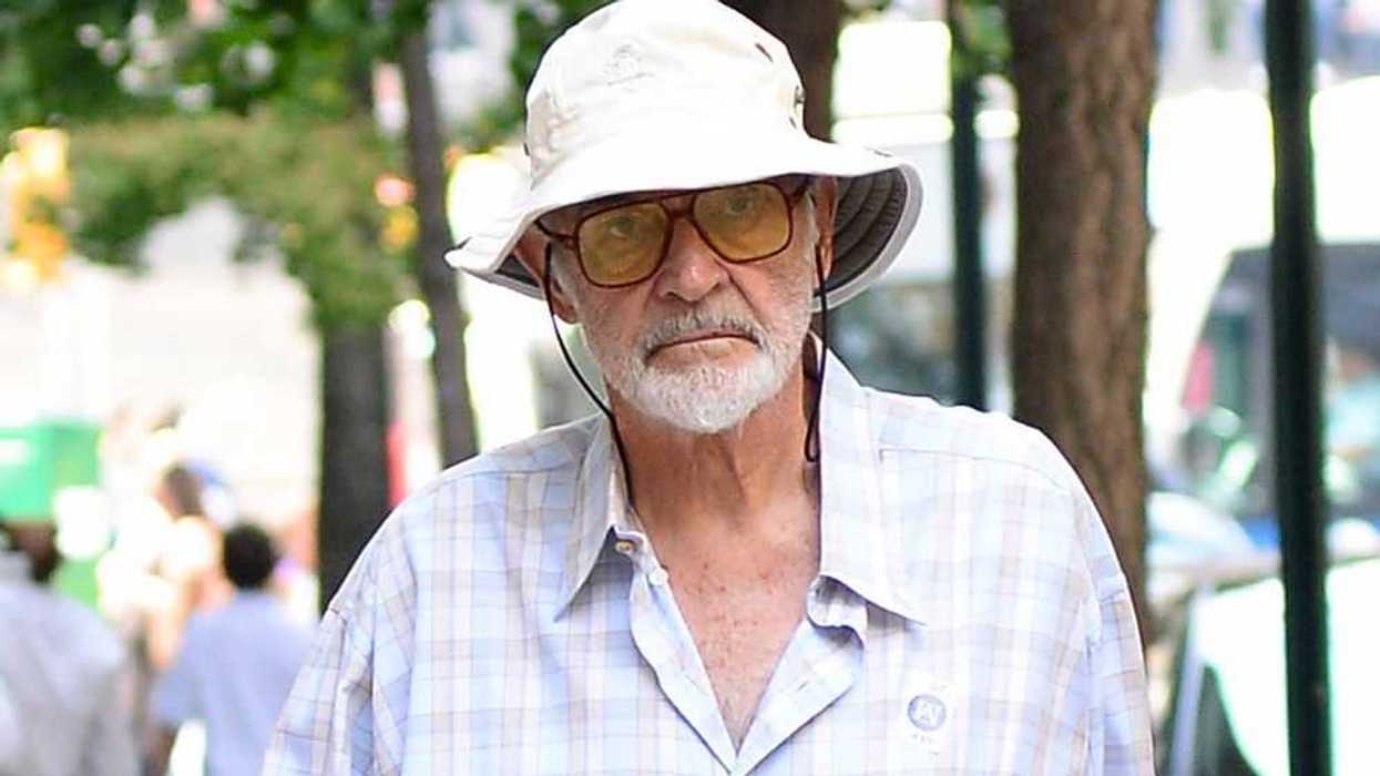 Sean Connery .