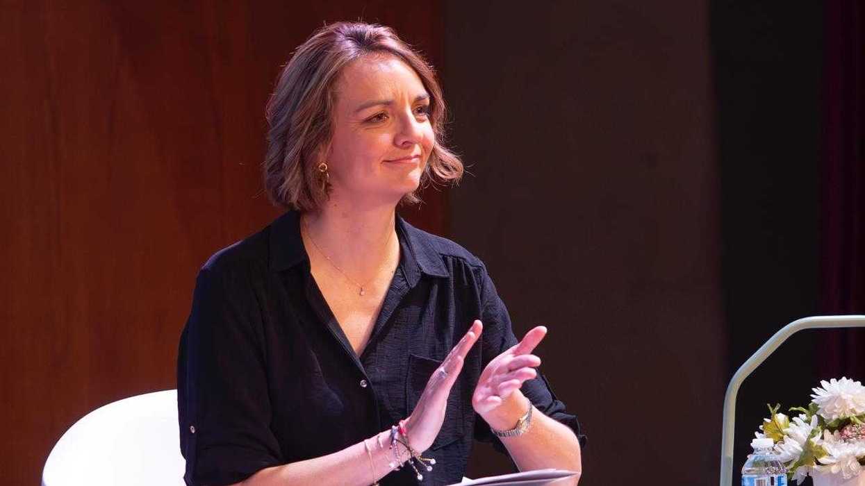 Secretaria de Cultura Ana Paola López Birlain presentando protocolo contra discriminación en cultura Querétaro ante funcionarios estatales