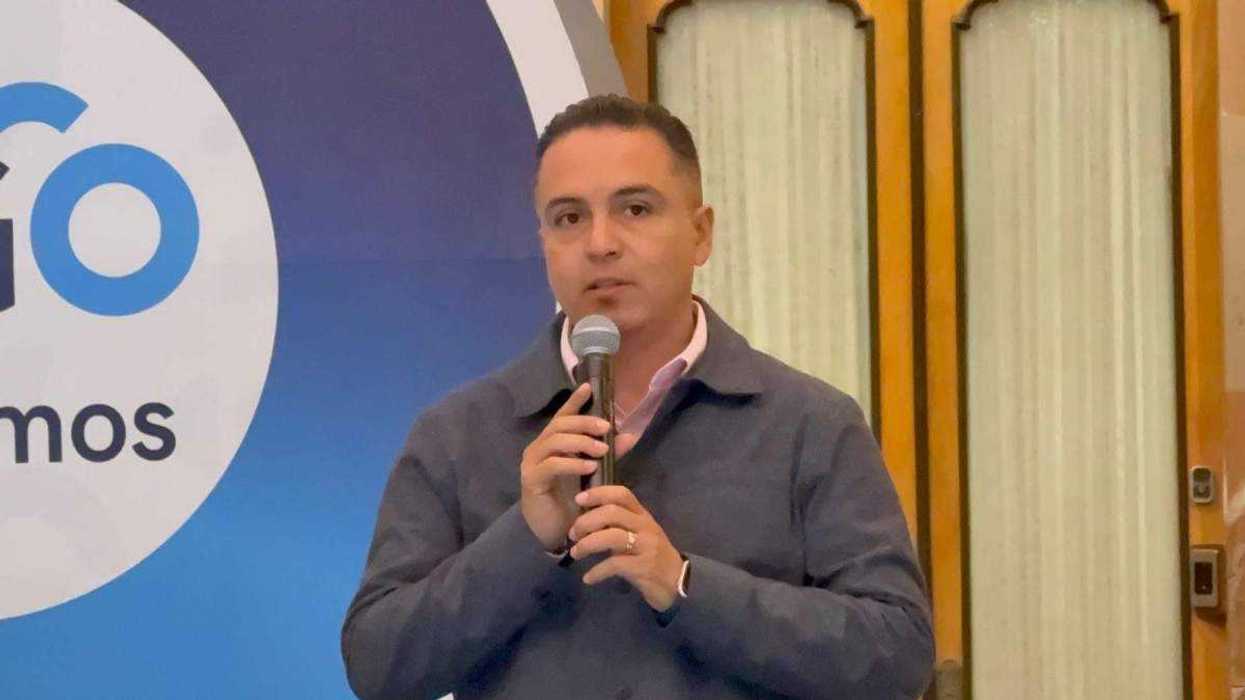 Secretario de Gobierno Eric Gudiño anuncia revisiones y sanciones contra notarías con irregularidades en Querétaro.