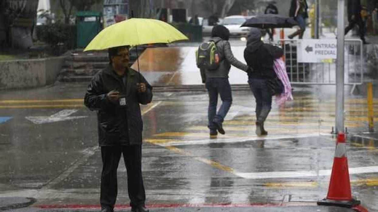 Seguirán fuertes lluvias y frío intenso en norte y noroeste del país.