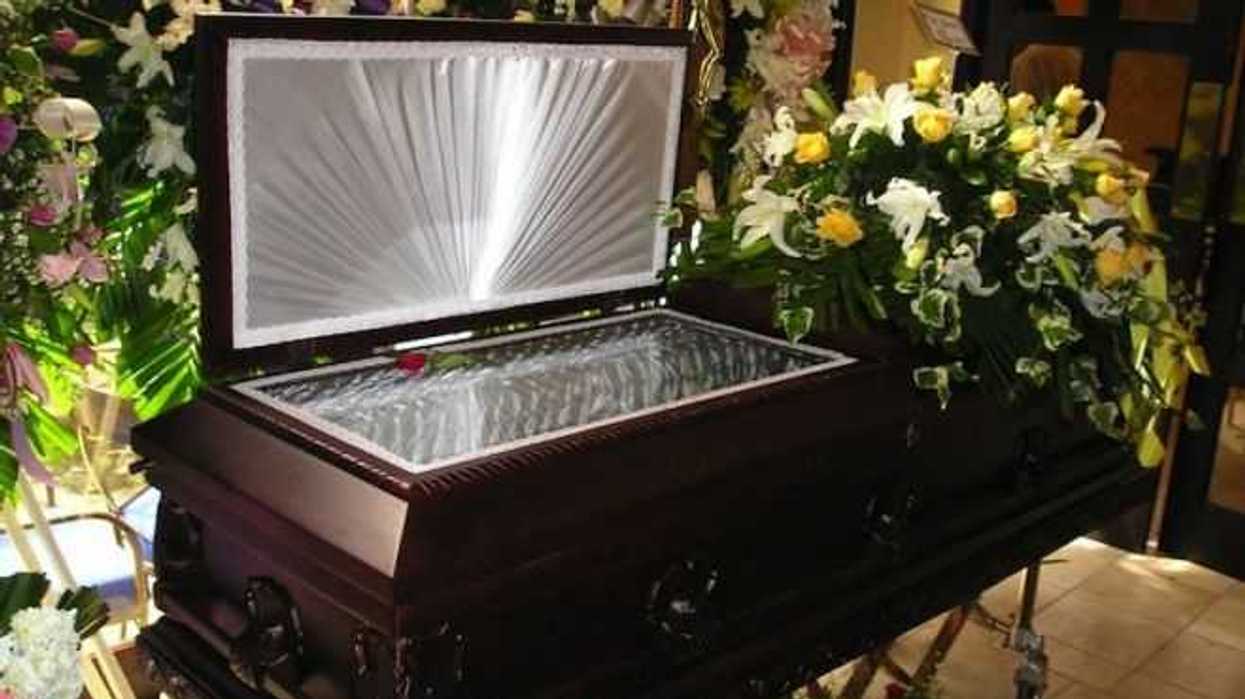 seguros-de-gastos-funerarios-ayuda-a-partir-con-tranquilidad