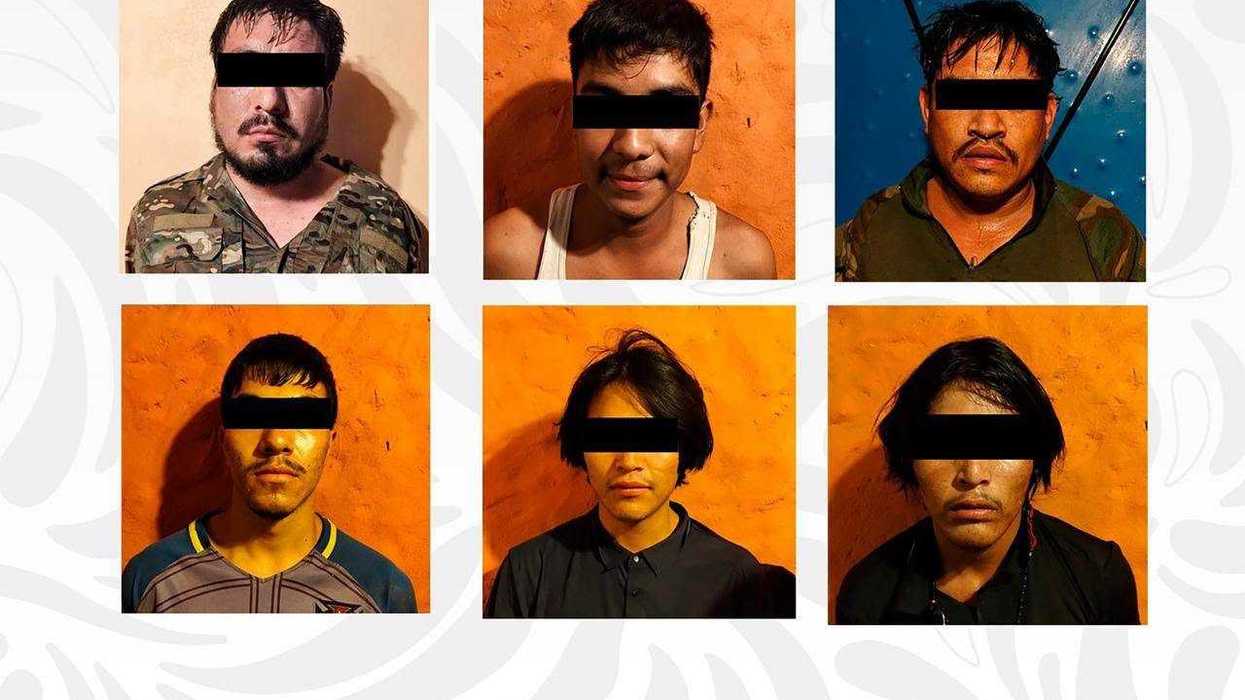 Seis hombres con el rostro cubierto, presentados por la SSPC tras operativos federales en Mazatlán, Sinaloa