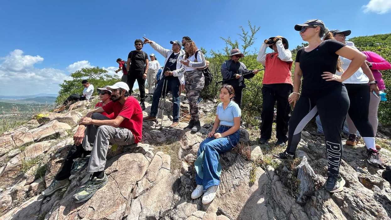 Sendero en área natural protegida del municipio de Querétaro, donde el programa Explora Querétaro habilita recorridos guiados gratuitos en 2026