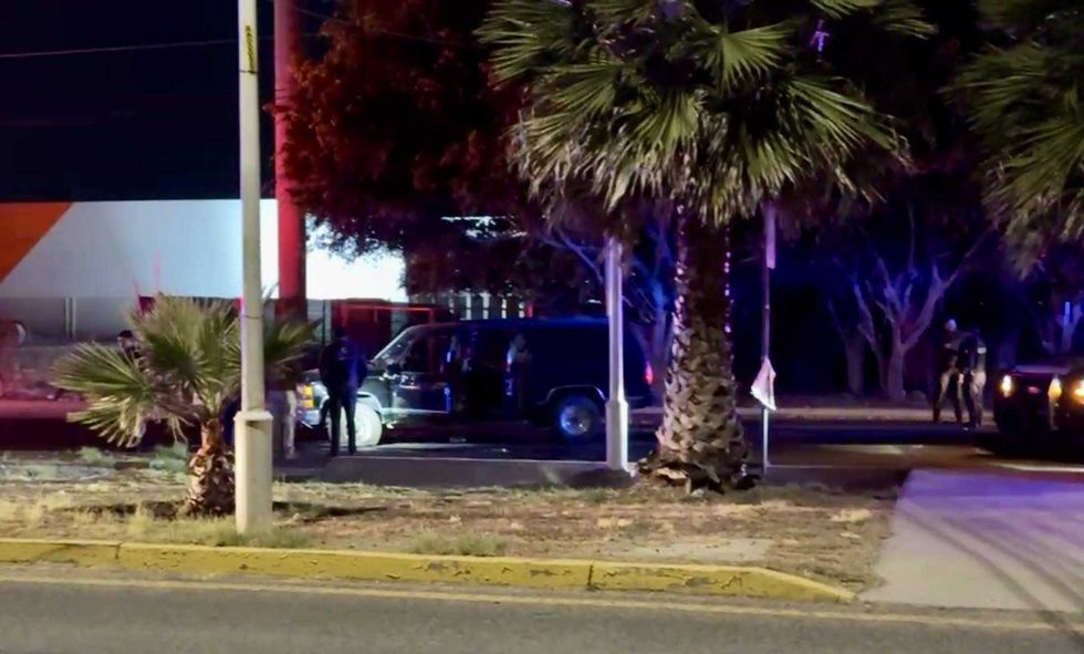 Servicios de emergencia atendieron a las víctimas del ataque en Boulevard Metropolitano.