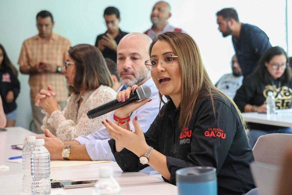 Sesi\u00f3n de Comisiones Unidas de la LXI Legislatura donde se present\u00f3 predictamen de Ley de Bienestar Animal Quer\u00e9taro