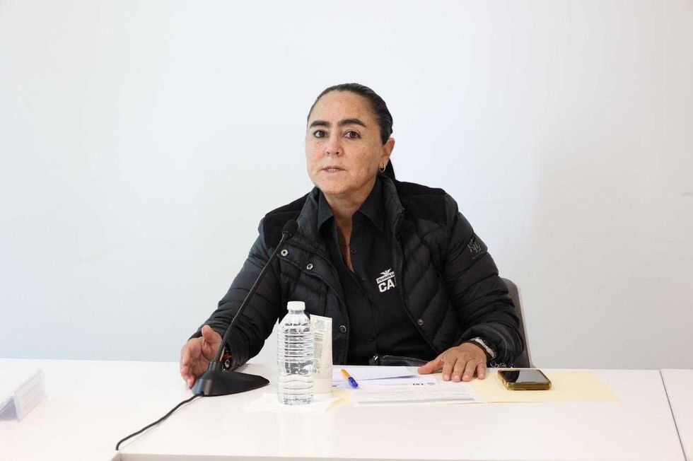 Sesi\u00f3n de la Comisi\u00f3n de Administraci\u00f3n y Procuraci\u00f3n de Justicia donde se aprob\u00f3 crear la unidad especializada extorsi\u00f3n Quer\u00e9taro en la LXI Legislatura