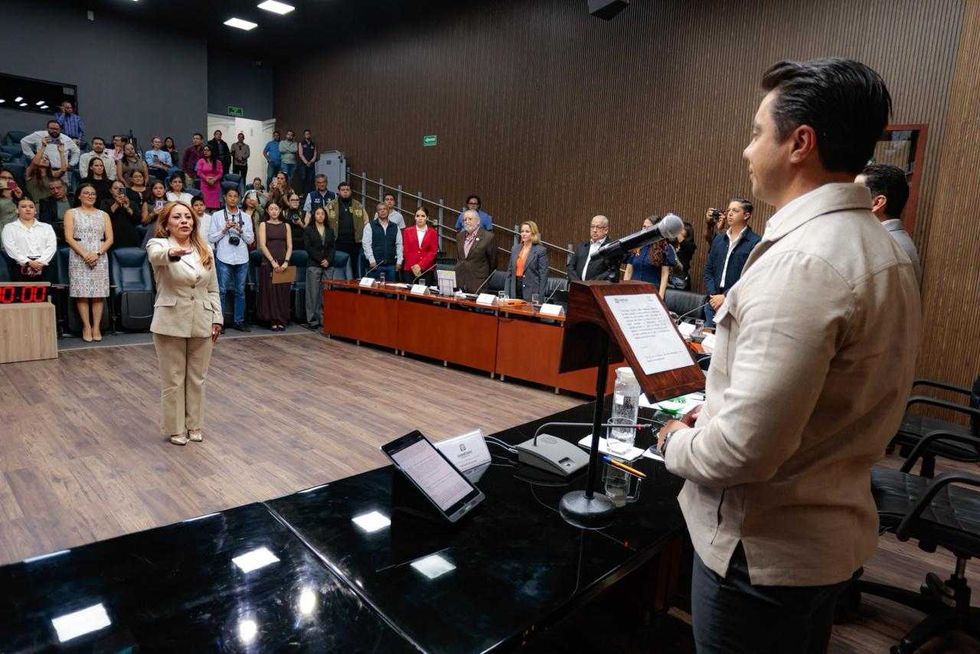 Sesi\u00f3n ordinaria de cabildo del Ayuntamiento de Quer\u00e9taro donde se aprob\u00f3 la adquisici\u00f3n del predio para la delegaci\u00f3n Mar\u00eda Justa Aldama