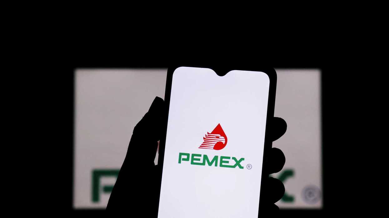 Sesión de Cabildo de San Juan del Río donde se aprobó la exención de predial a inmuebles federales de Pemex e IMSS