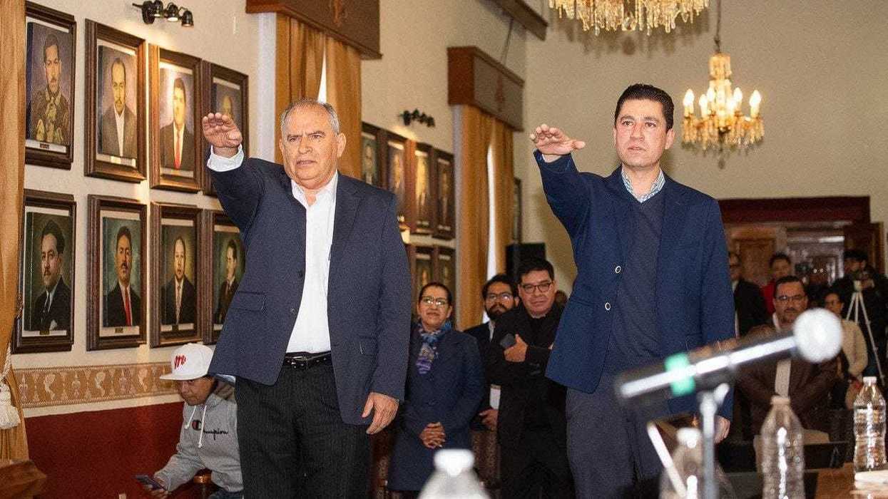 Sesión de Cabildo en San Juan del Río donde se aprobó el Patronato de Feria 2026 con integrantes del Ayuntamiento