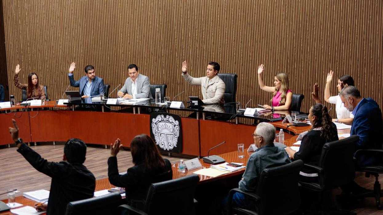 Sesión ordinaria de cabildo del Ayuntamiento de Querétaro donde se aprobó la adquisición del predio para la delegación María Justa Aldama