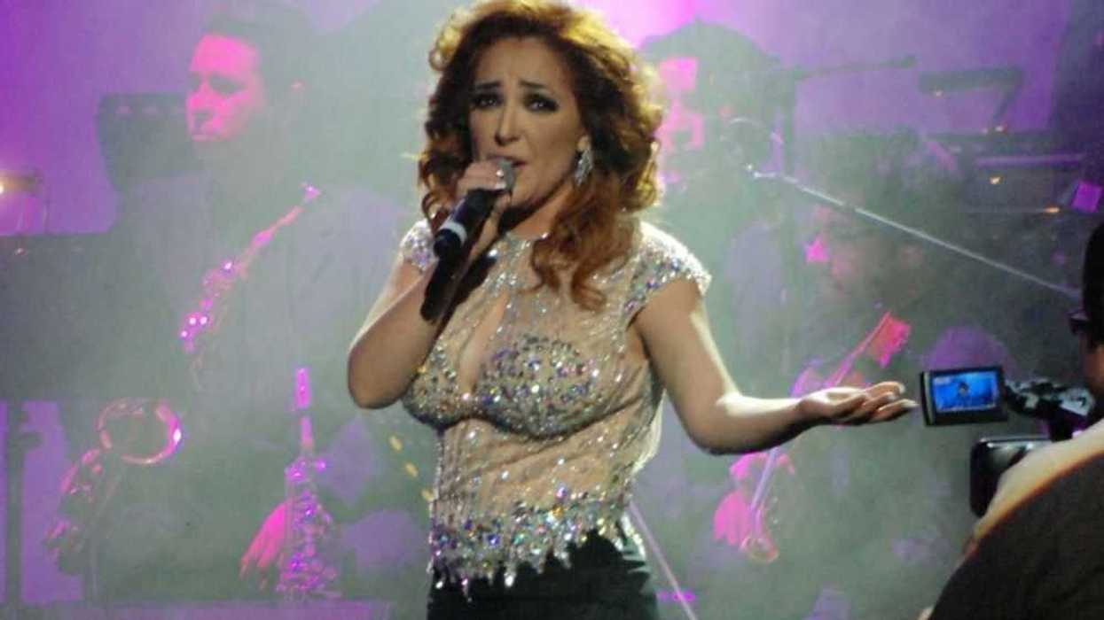 SHEYLA Y MYRIAM EN EL METROPÓLITAN