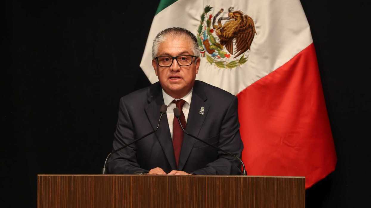 Sinuhé Piedragil Ortiz encabeza la Mesa Directiva durante la lectura del Segundo Informe de Actividades legislativas