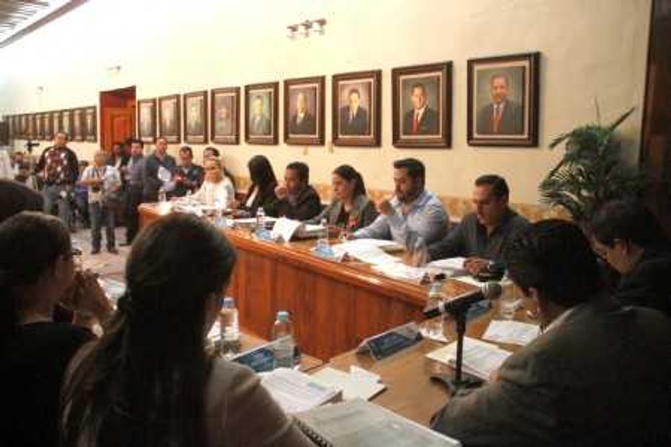 Solo 11 regidores aprobaron la medida de austeridad.