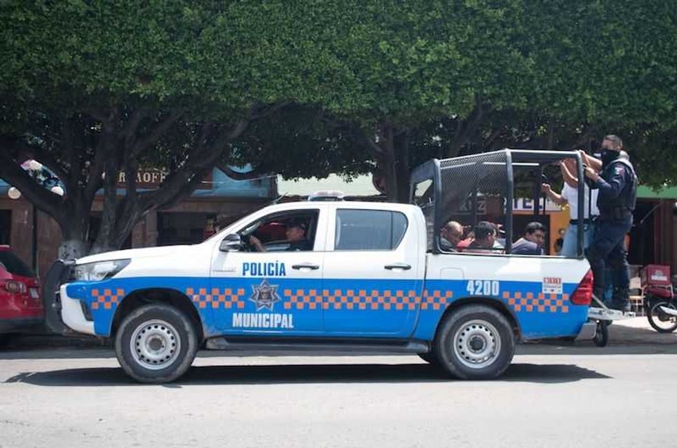 sspm y poes detienen a una veintena de personas en san juan del rio 2