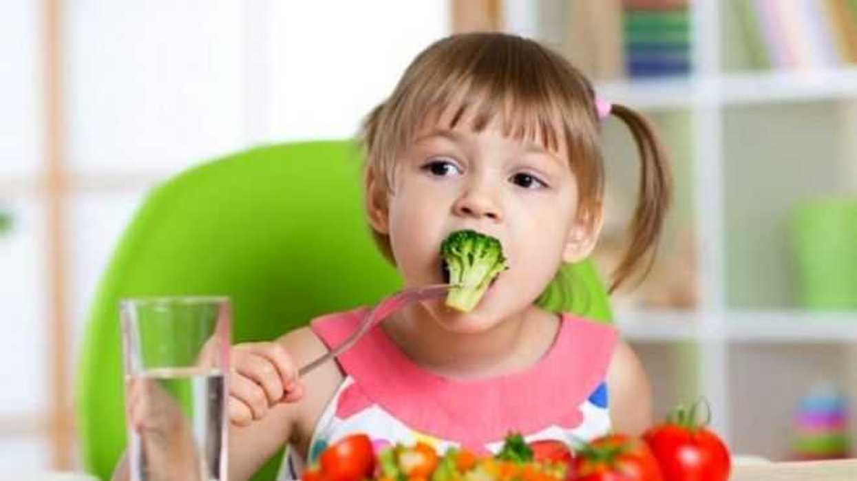 sugieren-alimentacion-sana-en-ninos-para-lograr-habitos-saludables