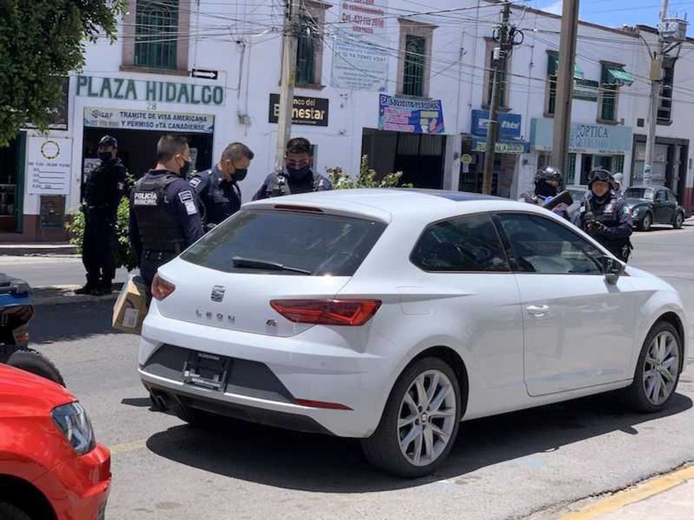 Sujeto armado causa movilización policiaca en San Juan del Río