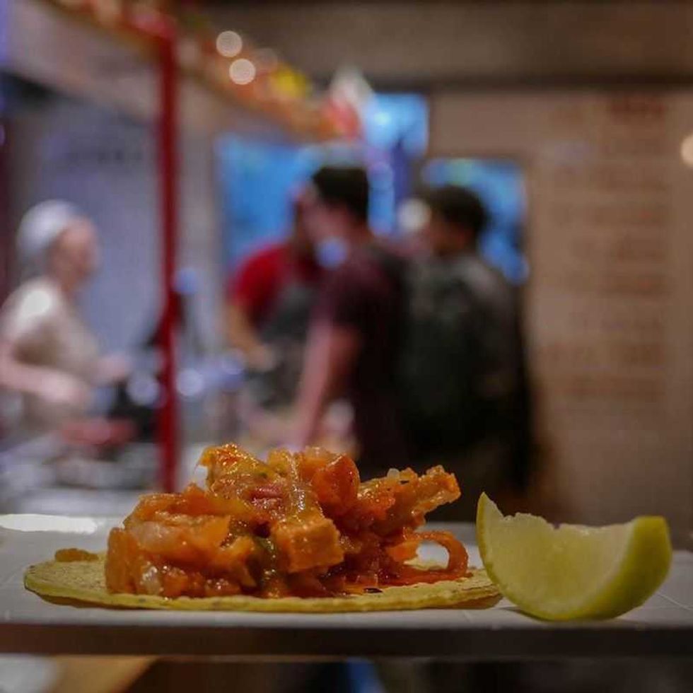 tacos luis la gastronomia mexicana conquista israel 5