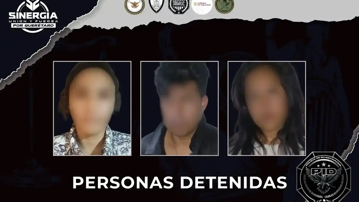 Tarjeta institucional de la Fiscalía General del Estado con fotografías difuminadas de tres personas detenidas en cateos en Cadereyta de Montes
