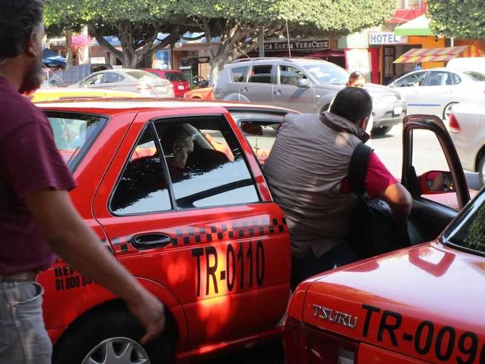 taxistas bajas ventas semana santa sjr 1