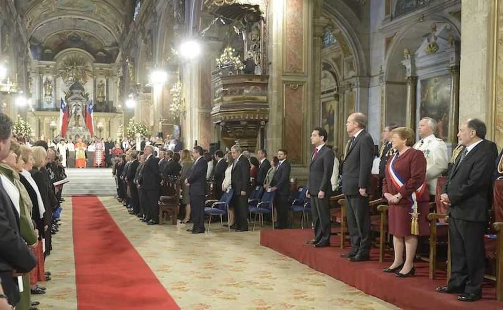 Te Deum (acción de gracias) Ecuménico con motivo de las Fiestas Patrias, ceremonia que se realizó en la Catedral Metropolitana de Santiago. FOTO/NOTIMEX