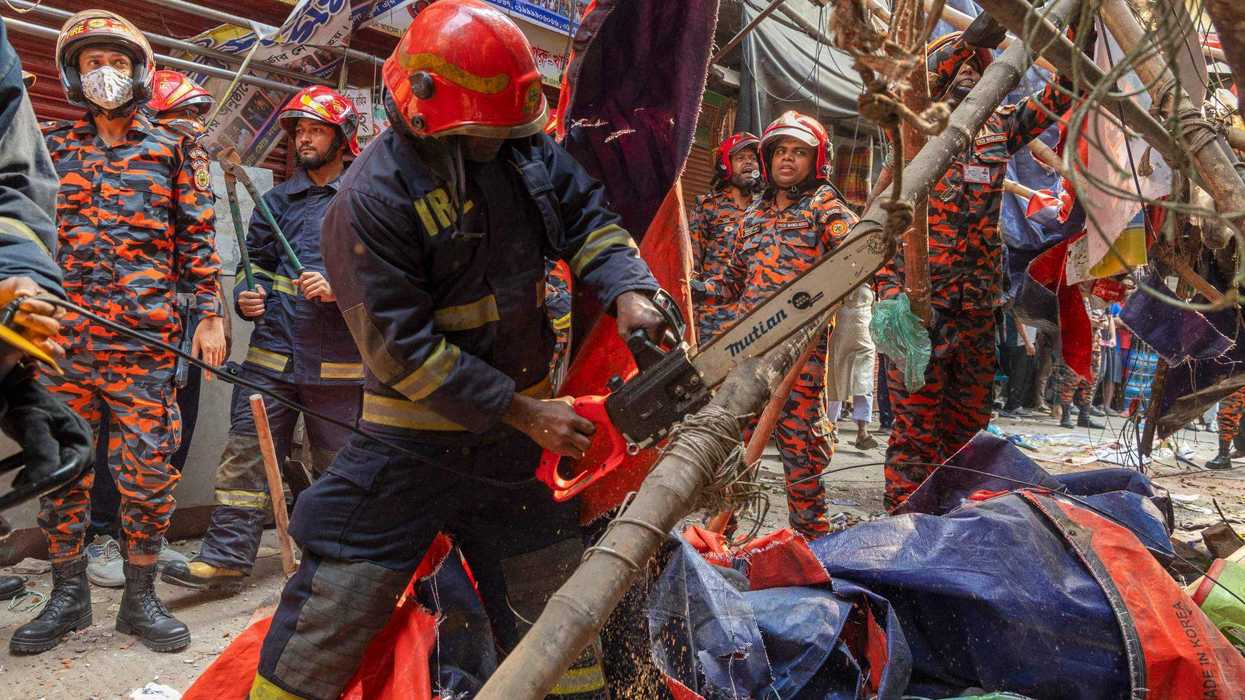 Terremoto sacude Daca y provoca víctimas mortales. AP.
