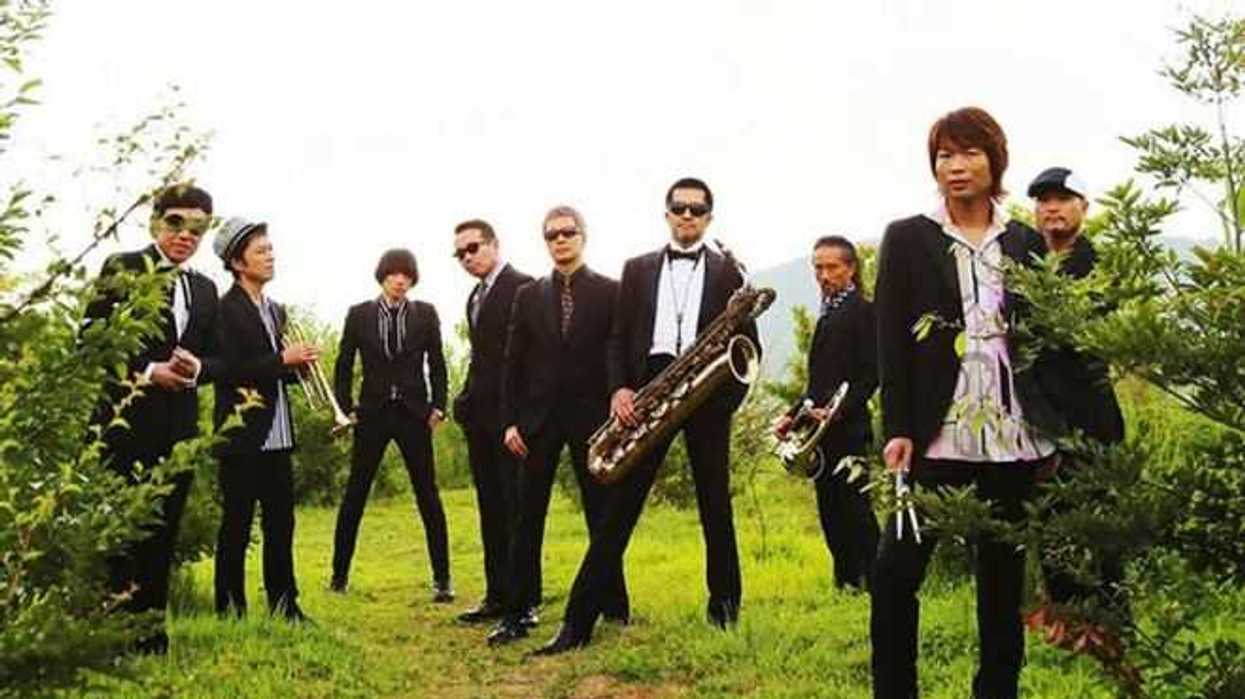 tokyo-ska-paradise-orchestra-deleita-a-mexicanos-en-el-plaza-condesa