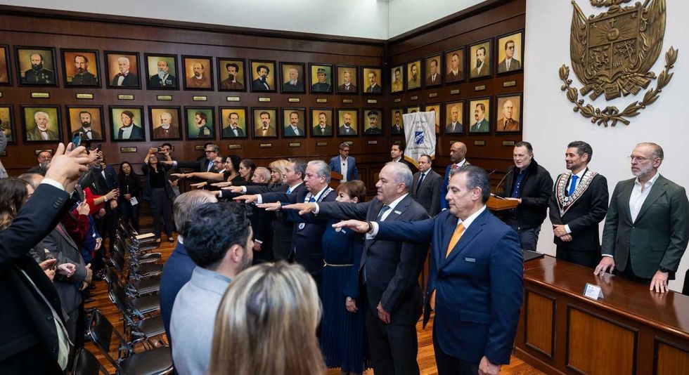 Toma de protesta del comit\u00e9 directivo de SK\u00c5L International en Quer\u00e9taro con presencia del gobernador Mauricio Kuri Gonz\u00e1lez