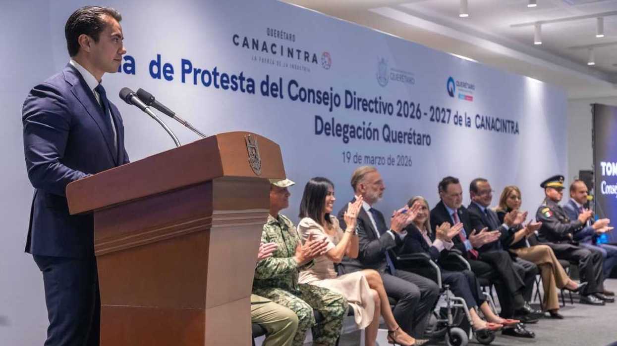 Toma de protesta del Consejo Directivo CANACINTRA Querétaro 2026-2027 en el Centro de Innovación BLOQUE con Felifer Macías y Mauricio Kuri González
