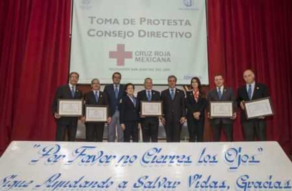 toma protesta cruz roja san juan del rio 2