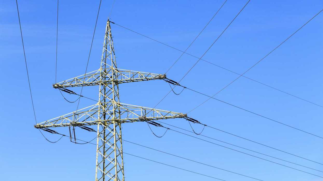 Torre eléctrica de 125 mil voltios en Paseo 5 de Febrero donde ocurrió accidente mortal en Querétaro