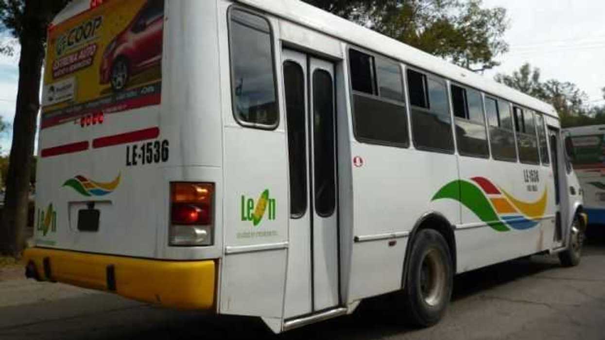 trabajadores-de-la-tercera-edad-piden-transporte-gratuito-en-guanajuato