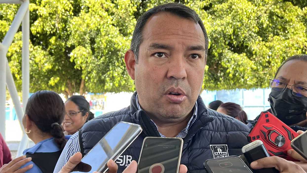 Trabajan en San Juan del Río para mejora de transporte público.