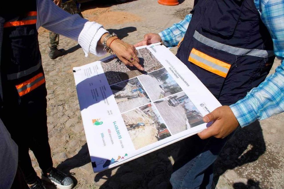 Trabajos de excavaci\u00f3n y empedrado en calle Aguascalientes, Colonia M\u00e9xico, San Juan del R\u00edo, 2026