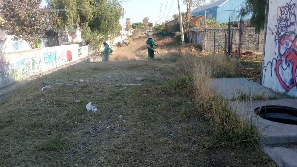 Trabajos de limpieza y desazolve de drenes en San Juan del R\u00edo rumbo a la temporada de lluvias 2026