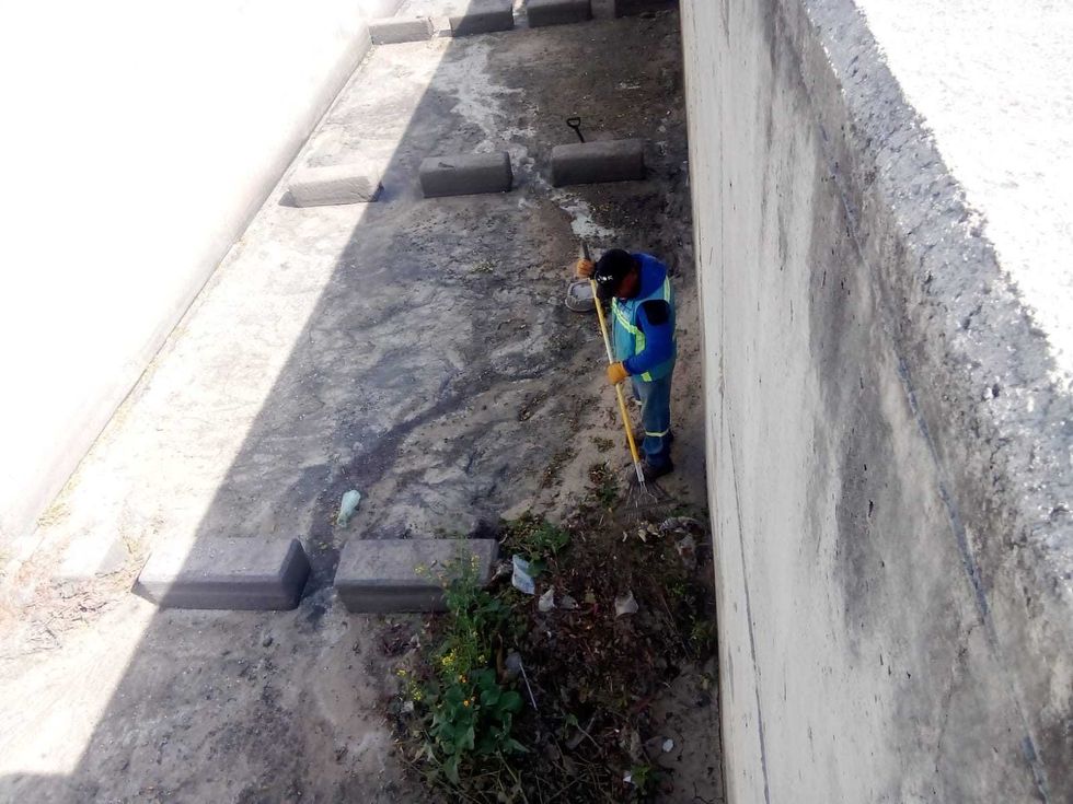 Trabajos de limpieza y desazolve de drenes en San Juan del R\u00edo rumbo a la temporada de lluvias 2026