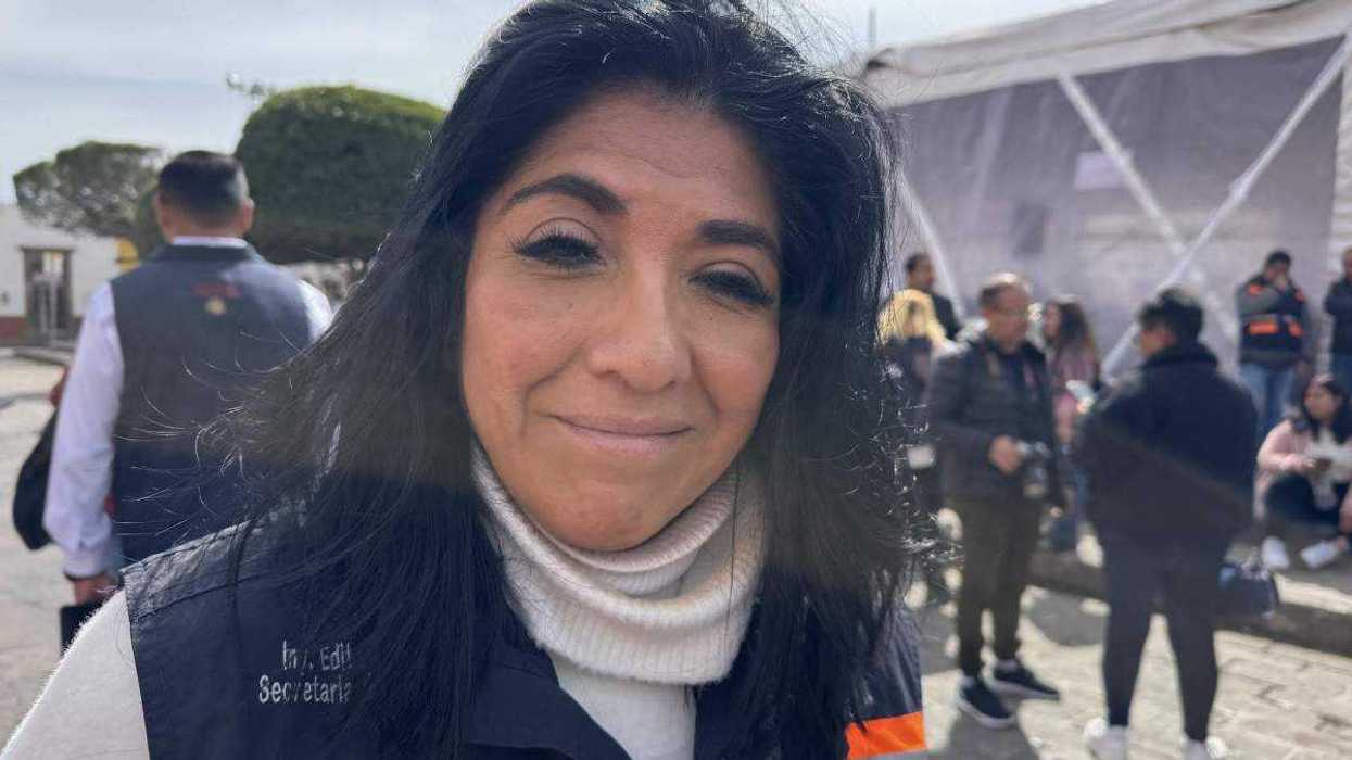 Trabajos de rehabilitación del colector sanitario en calle Pablo Cabrera, San Juan del Río, Querétaro.