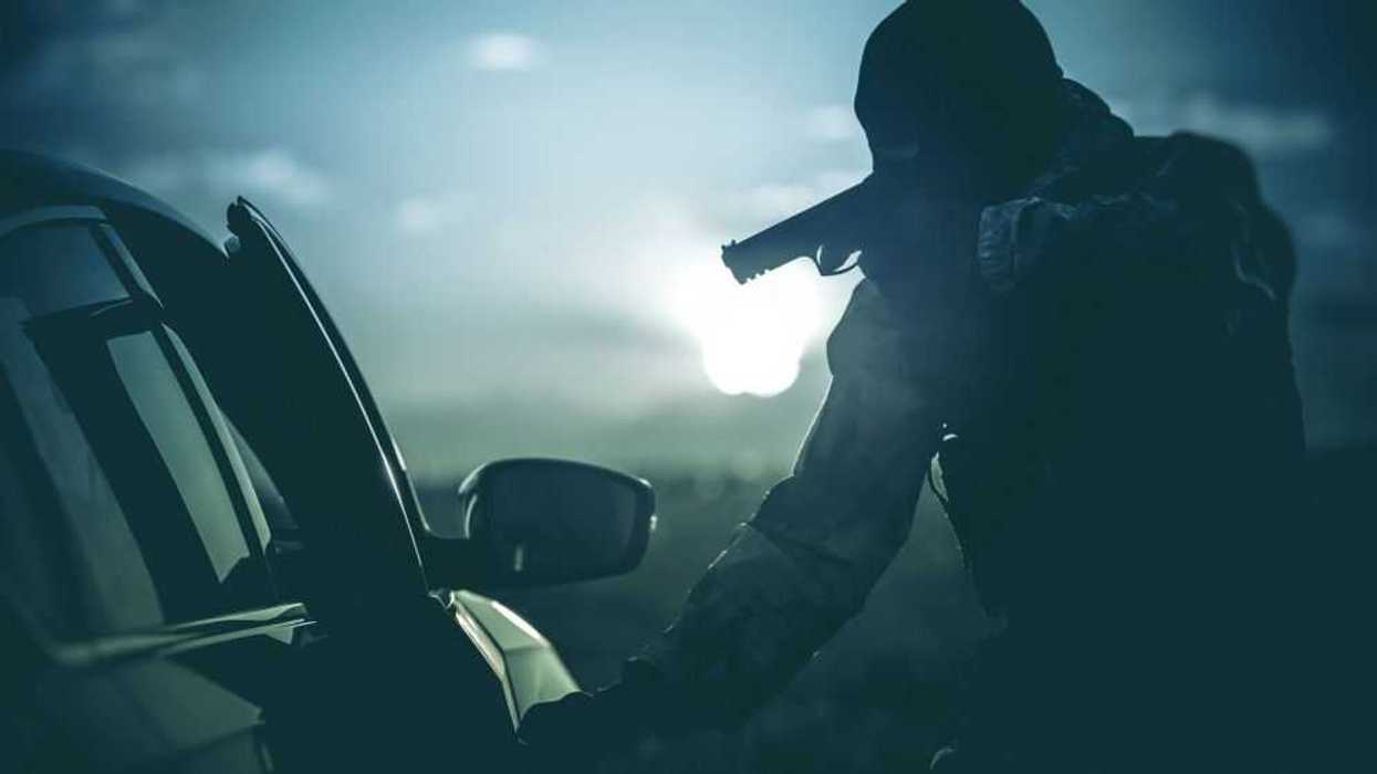 Tragedia en carretera México-Querétaro: Hombre asesinado en asalto. Depositphotos.