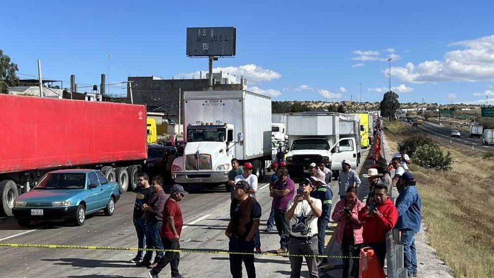 Trágica muerte de bebé en brutal carambola en la México Querétaro.