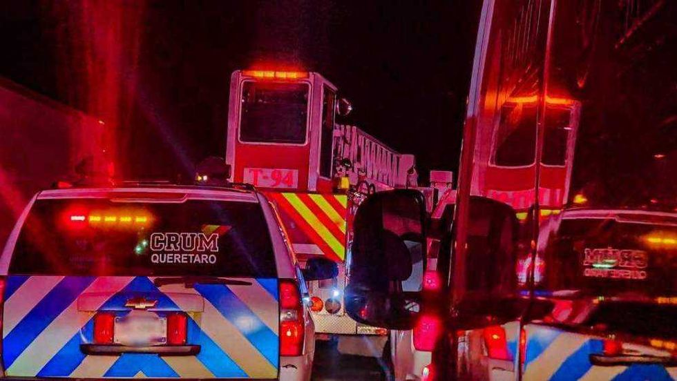 Trágico Accidente en la Carretera 57 Deja un Fallecido y una Persona Herida. Foto: Facebook/Protección Civil del Municipio de Querétaro.