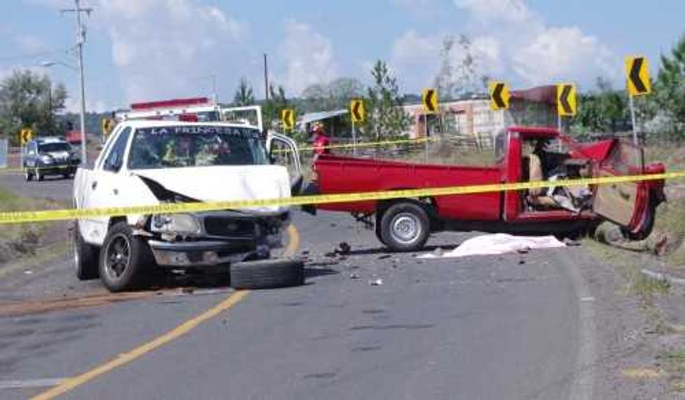 Trágico accidente, tres muertos.