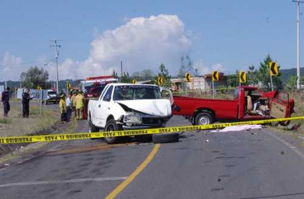 Trágico accidente, tres muertos.