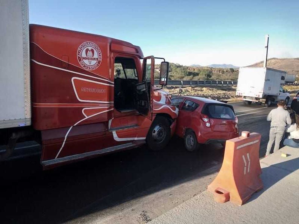 trailer arrastra vehiculo2