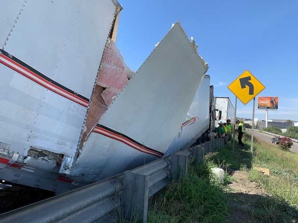 trailer terminal autobuses5