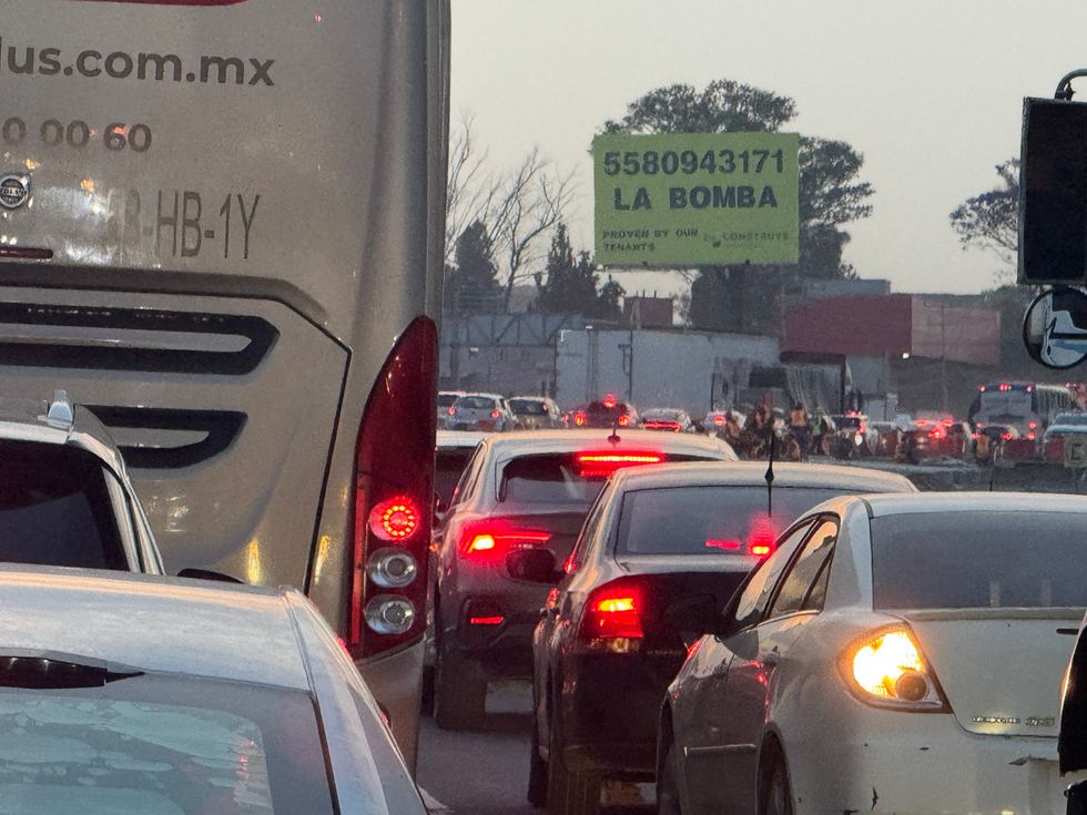 Tramo de la autopista M\u00e9xico-Quer\u00e9taro en El Colorado, El Marqu\u00e9s, donde habitantes anuncian bloqueo por obras detenidas