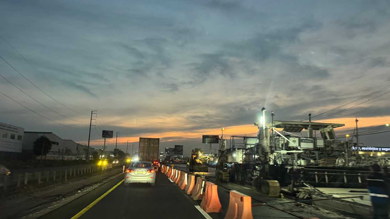 Tramo de la autopista M\u00e9xico-Quer\u00e9taro en El Colorado, El Marqu\u00e9s, donde habitantes anuncian bloqueo por obras detenidas
