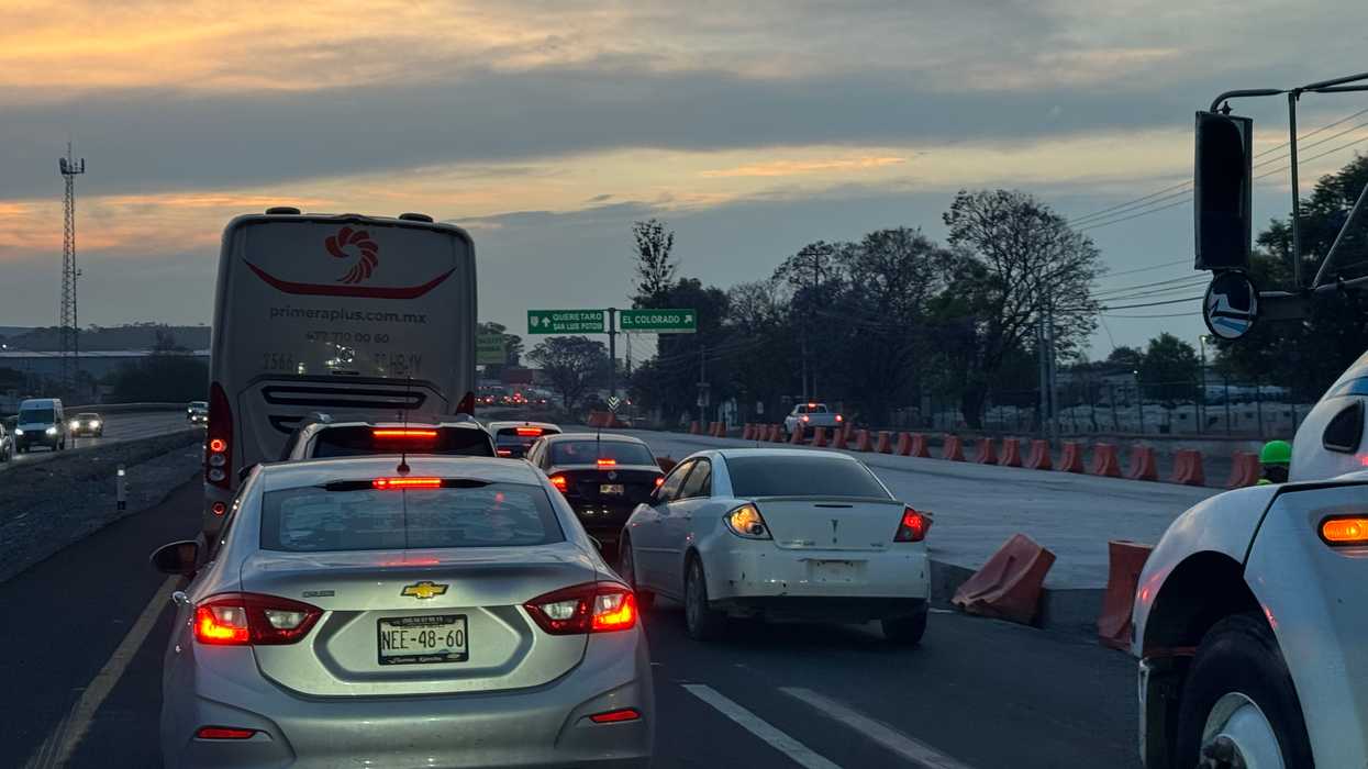 Tramo de la autopista México-Querétaro en El Colorado, El Marqués, donde habitantes anuncian bloqueo por obras detenidas