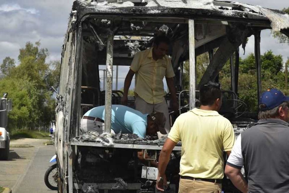 transporte publico devorado por incendio en san juan del rio 2