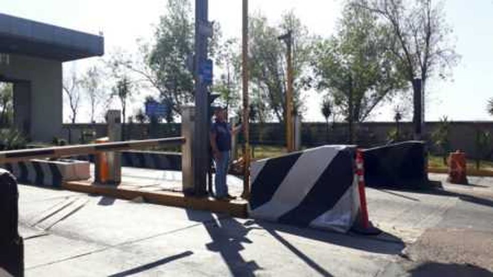 transportistas toman caseta palmillas la mexico queretaro 1