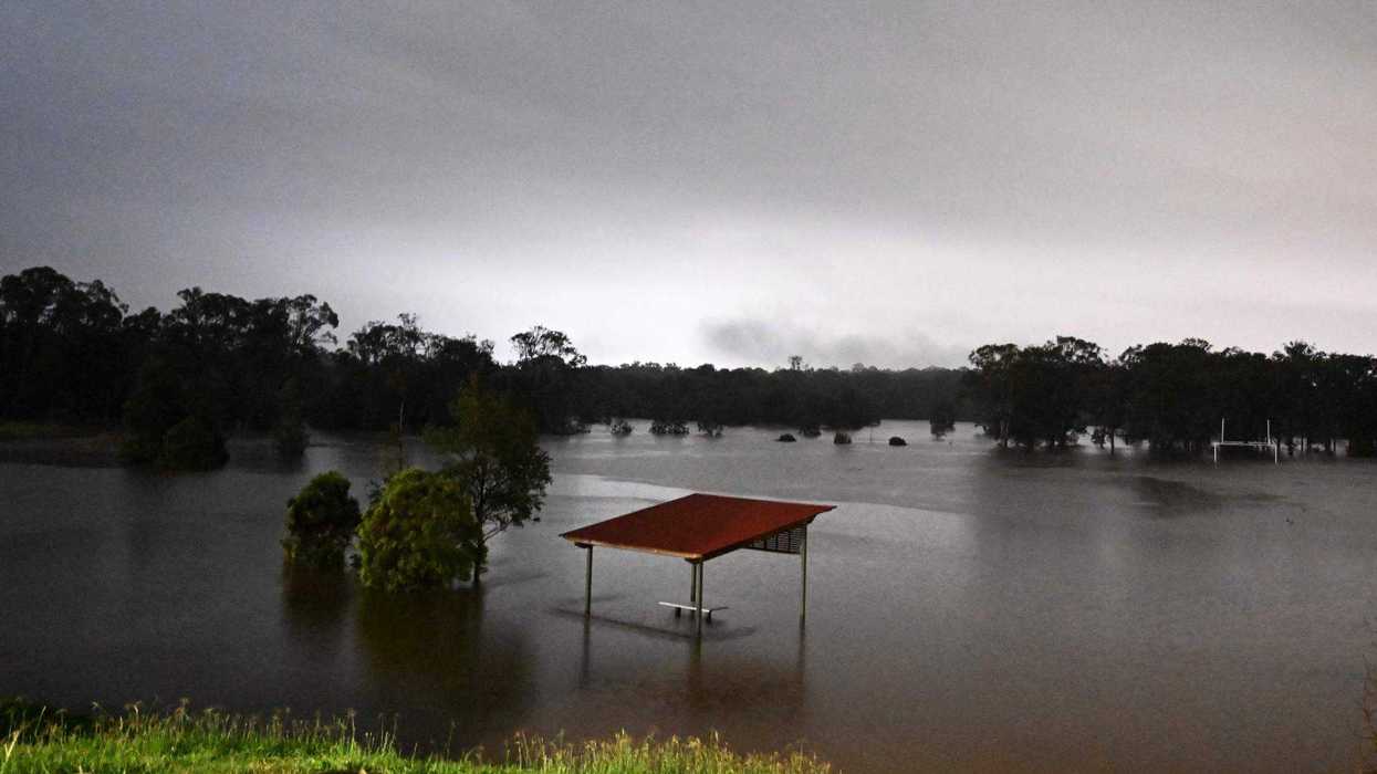 Tres muertos y 50.000 personas aisladas por inundaciones en Australia. AFP.